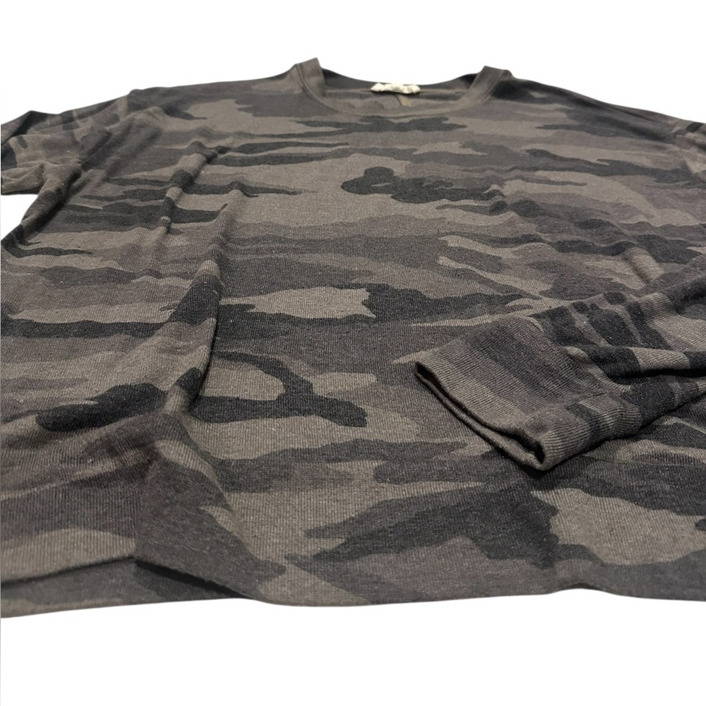 NWOT Splendid Gray Camo Supersoft Pullover Small - Picture 3 of 7